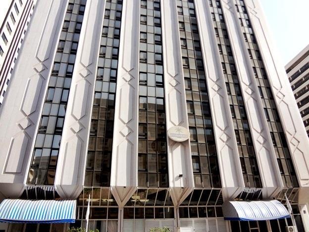 Emirates Plaza Hotel Abu Dhabi Exterior photo